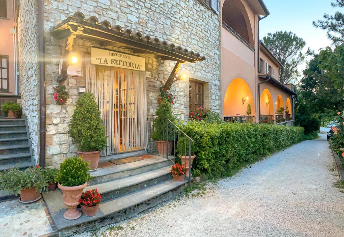 Hotel La Fattoria San Giovanni Di Baiano Eksteriør bilde